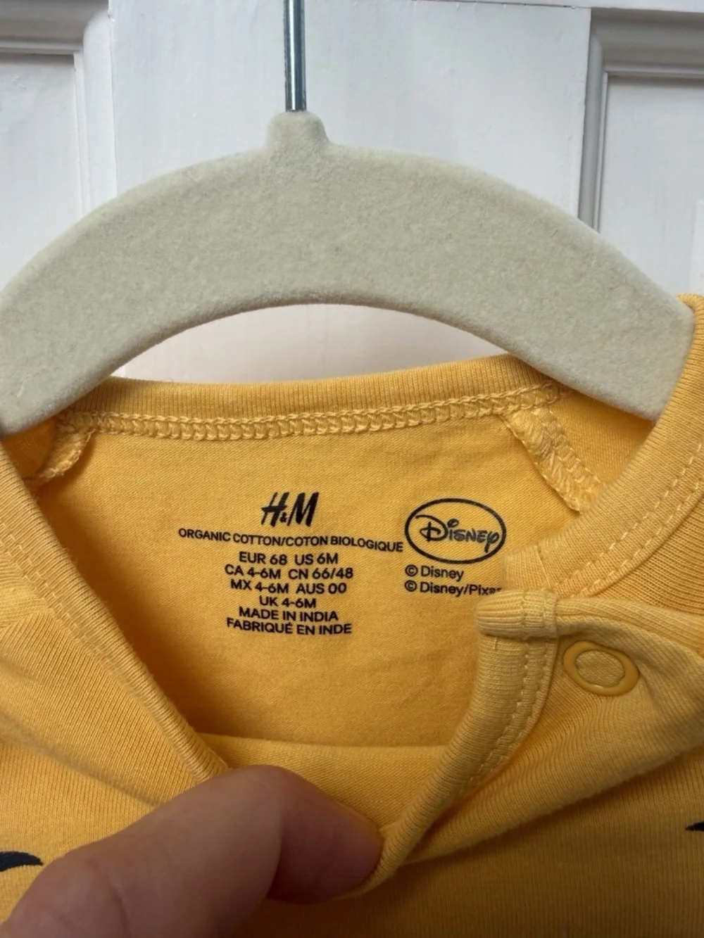 H&M Disney Winnie the Pooh Yellow Long Sleeve Organic Cotton Bodysuit 2-4Mo